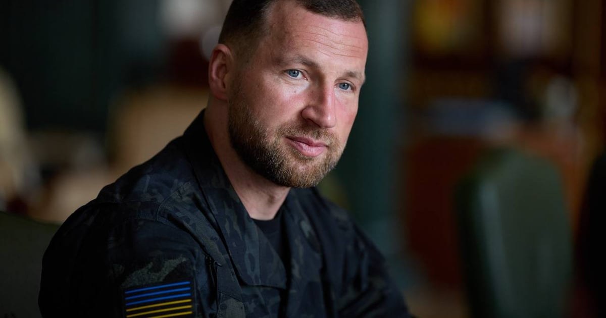 Генерал-майор Євгеній Хмара, начальник Центру спеціальних операцій «А» Служби безпеки України, у військовій формі