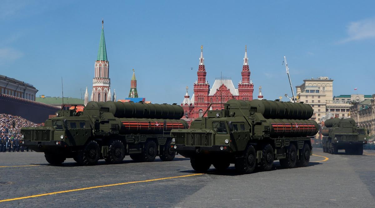 Пуск ракети 48Н6 з комплексу С-400 як елемент ударів по Києву