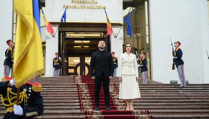 Зеленський у Кишиневі під час зустрічі із Санду