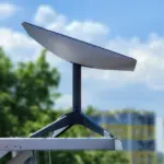 Ілюстративне фото терміналу Starlink (SpaceX)
