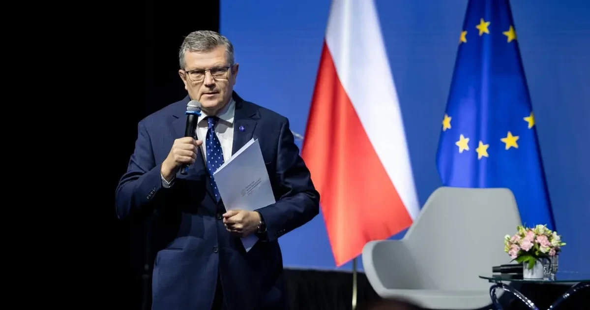 Туск 21 жовтня назвав ухвалу Львівської облради про 2027 рік «самогубною тактикою»