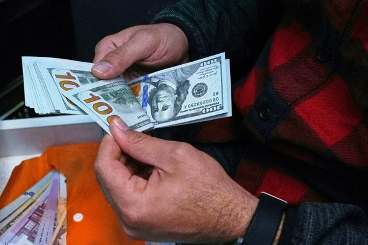 Курс долара, євро і злотого 1 жовтня: що зафіксував НБУ та ринок